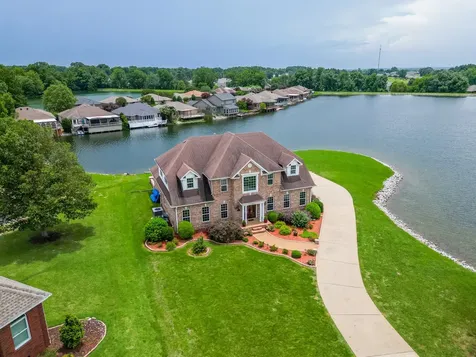 2164 Fairway Drive Dyersburg TN 38024