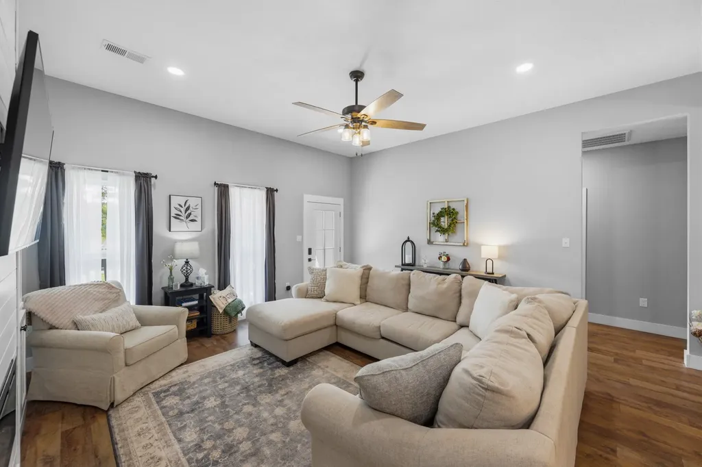 302 Excalibur Trail Cedar Grove TN 38321