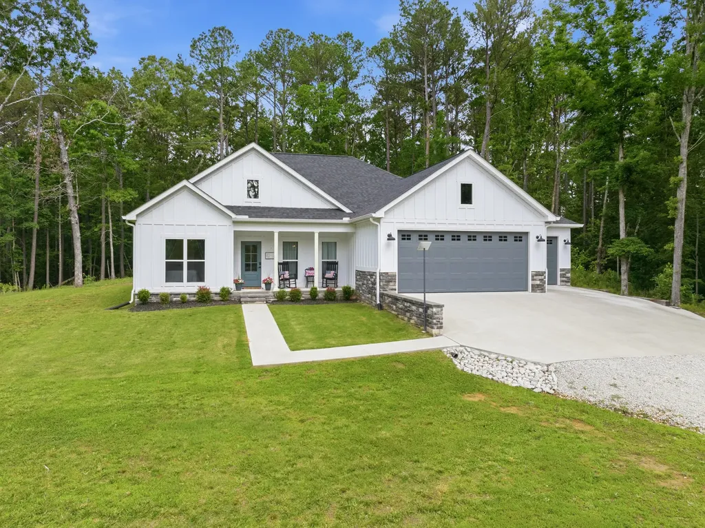 302 Excalibur Trail Cedar Grove TN 38321