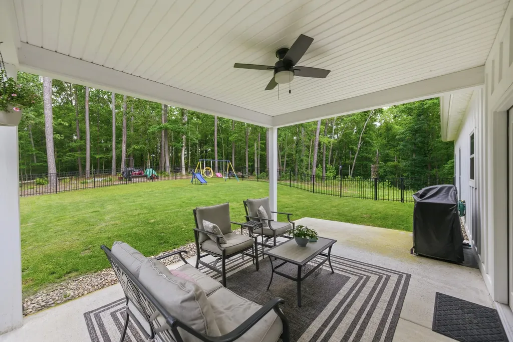 302 Excalibur Trail Cedar Grove TN 38321