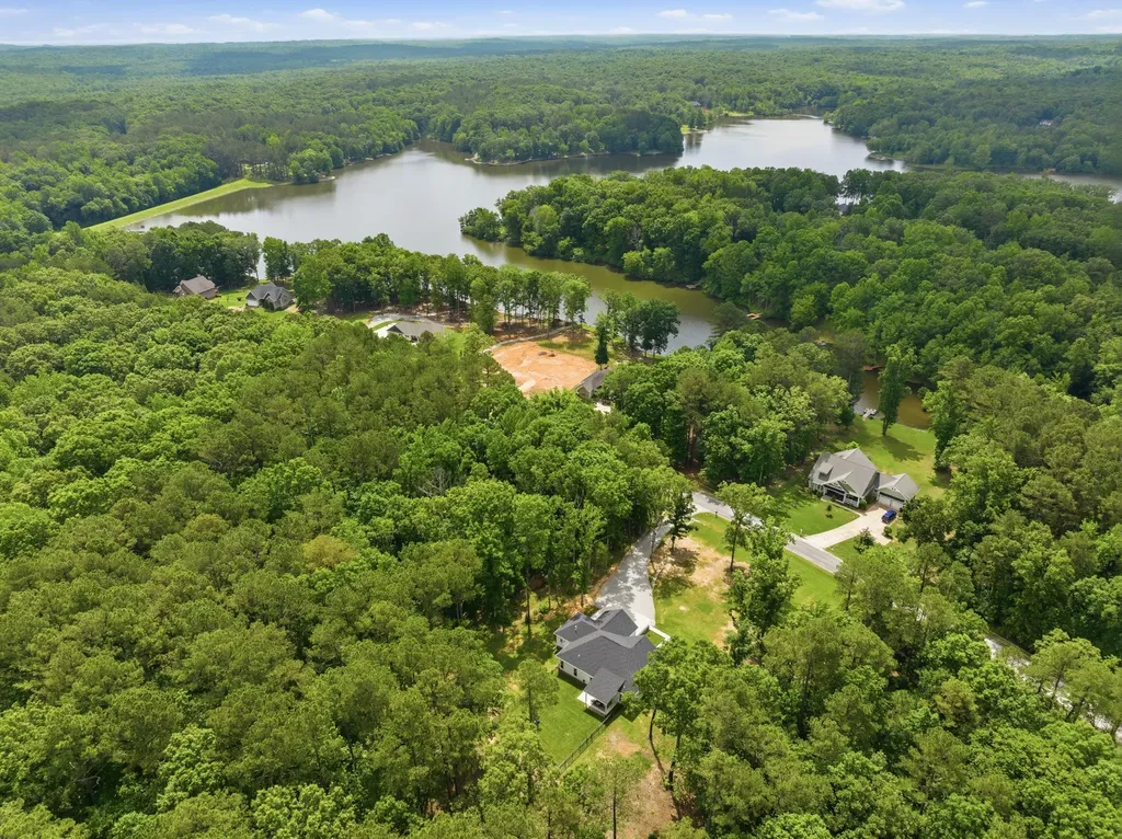 302 Excalibur Trail Cedar Grove TN 38321