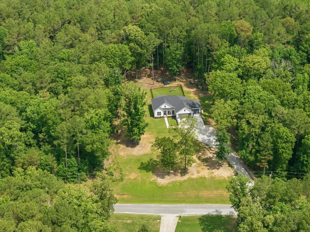 302 Excalibur Trail Cedar Grove TN 38321