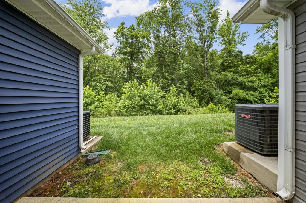 253 Woodland Valley Lane Clarksville TN 37040