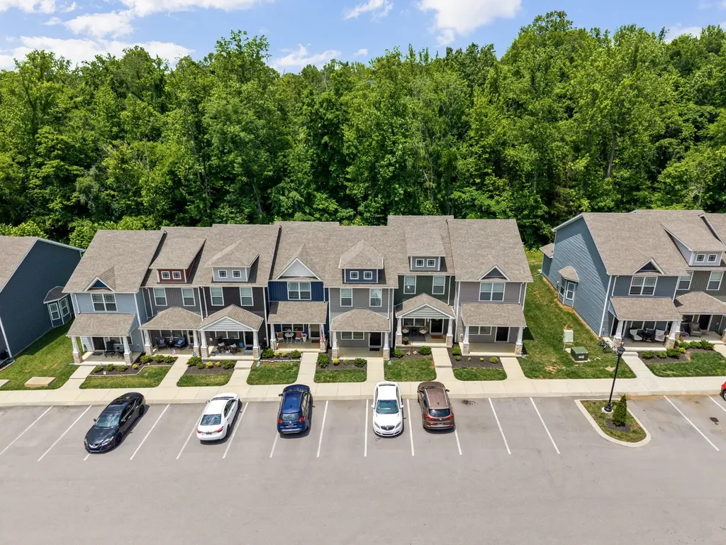 253 Woodland Valley Lane Clarksville TN 37040