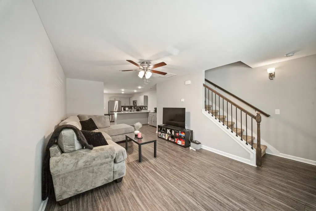 253 Woodland Valley Lane Clarksville TN 37040