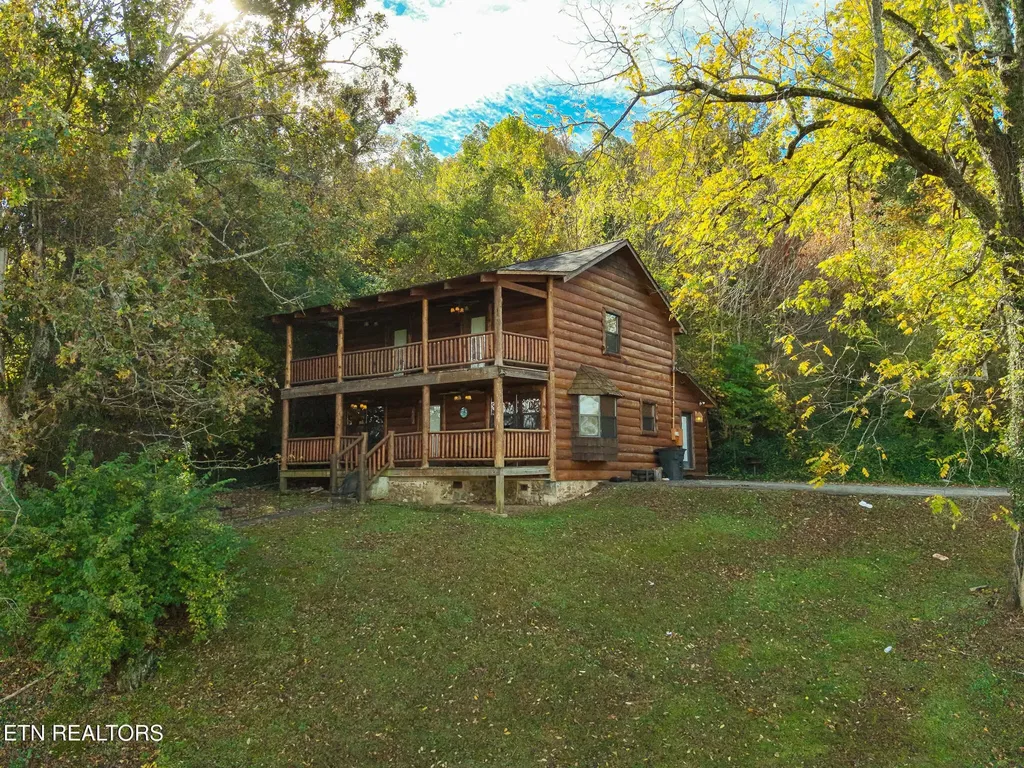 1012 Highway 165 Tellico Plains TN 37385