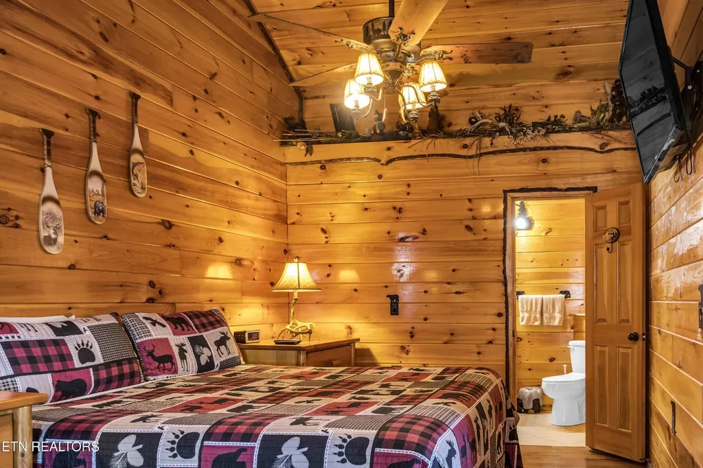 1012 Highway 165 Tellico Plains TN 37385