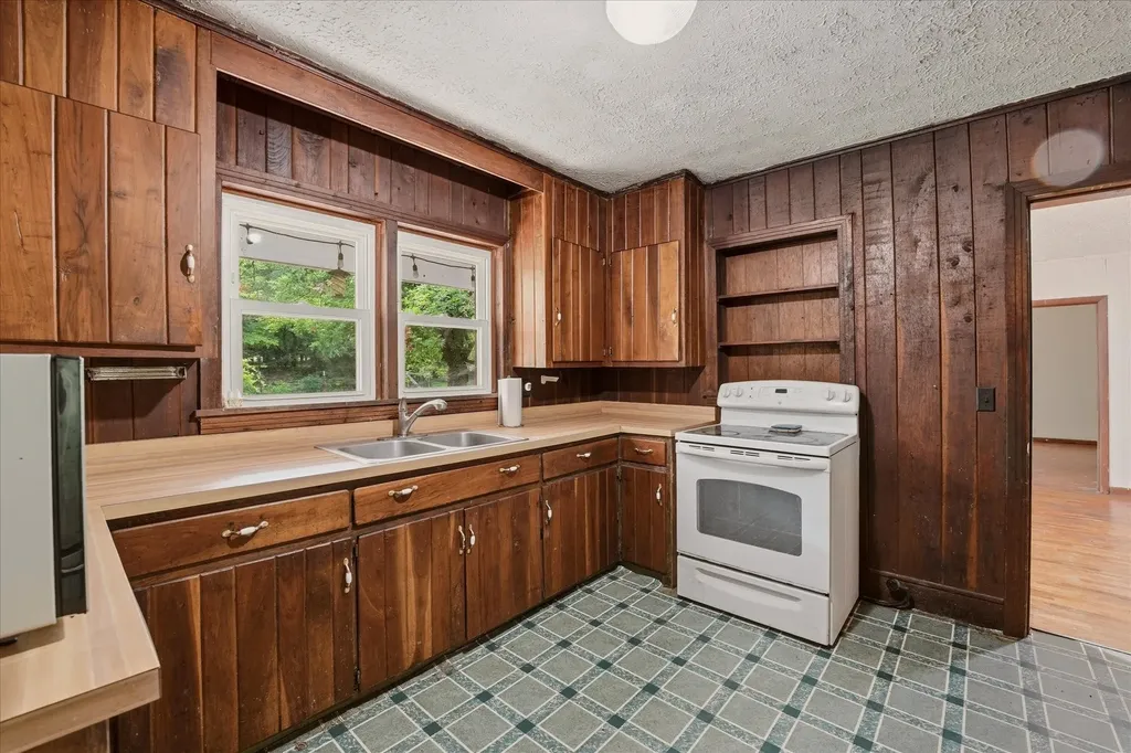 1072 Highway 96 Fairview TN 37062