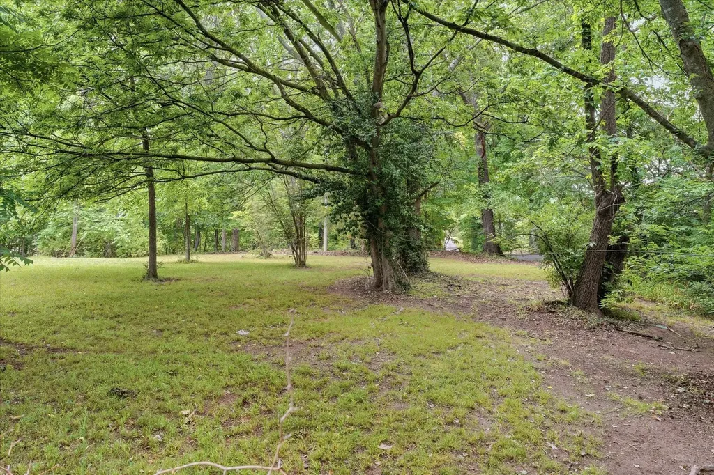 1072 Highway 96 Fairview TN 37062