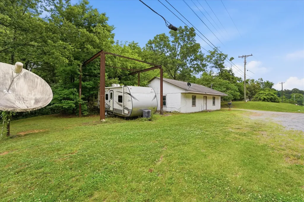 1072 Highway 96 Fairview TN 37062