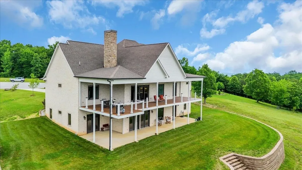 350 Prospectors Way Jasper TN 37347
