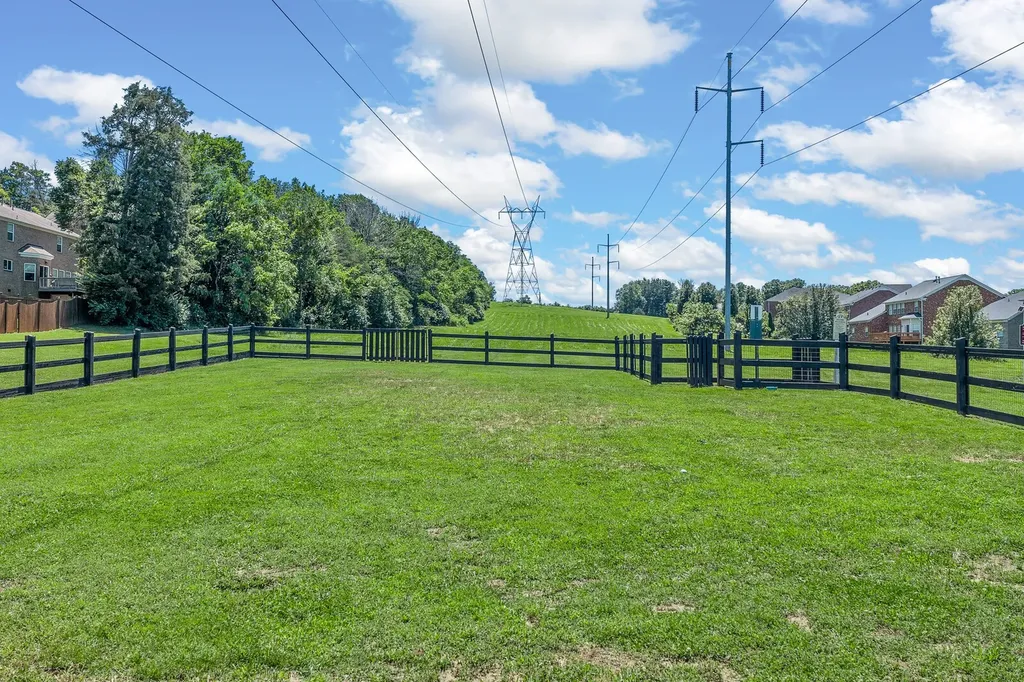 1201 Banbury Row Brentwood TN 37027