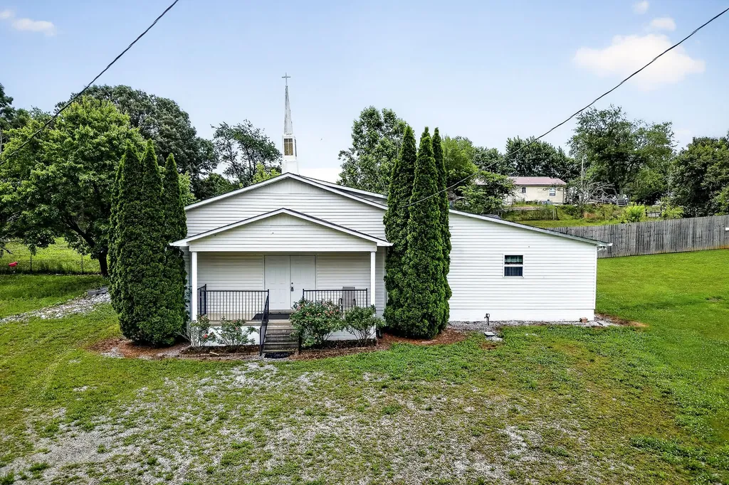 150 Tabernacle Road Smithville TN 37166