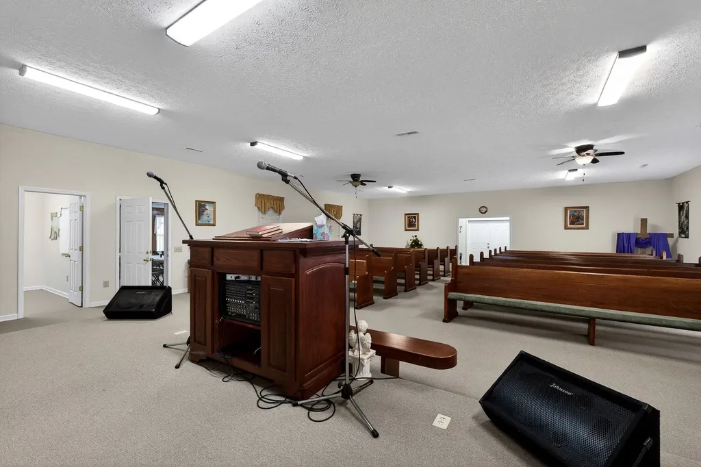 150 Tabernacle Road Smithville TN 37166