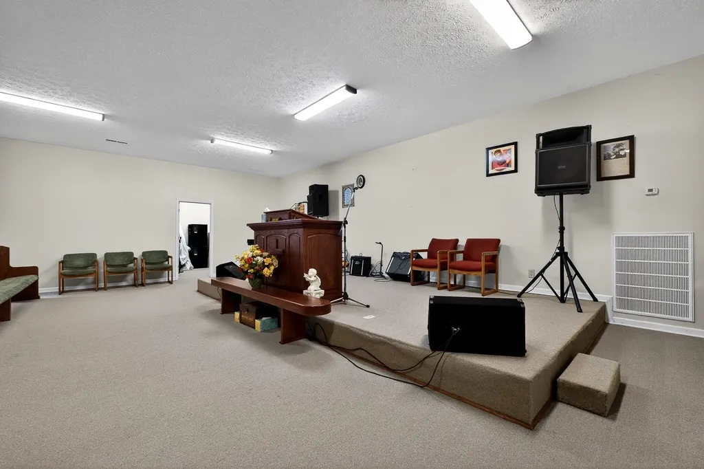 150 Tabernacle Road Smithville TN 37166