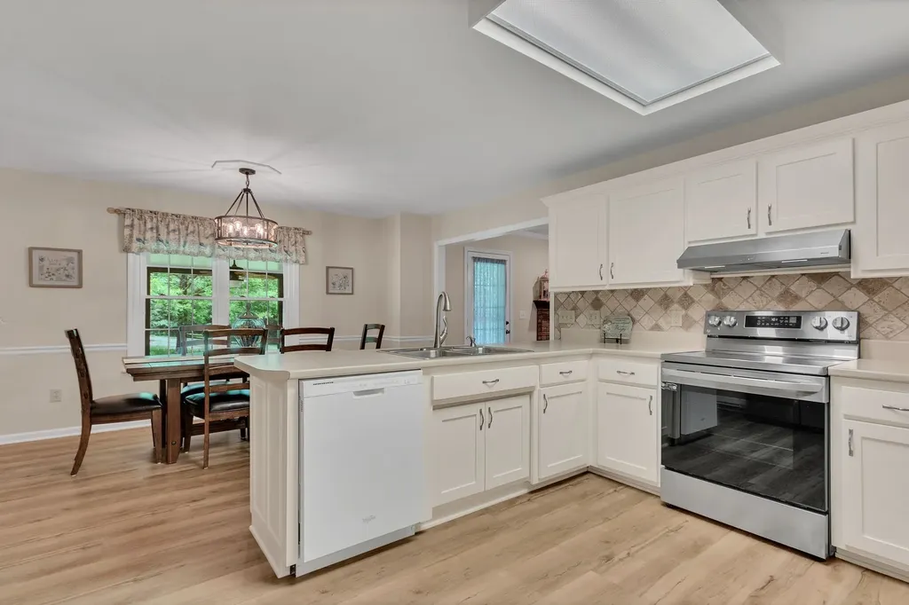 2417 Sowell Mill Pike Columbia TN 38401