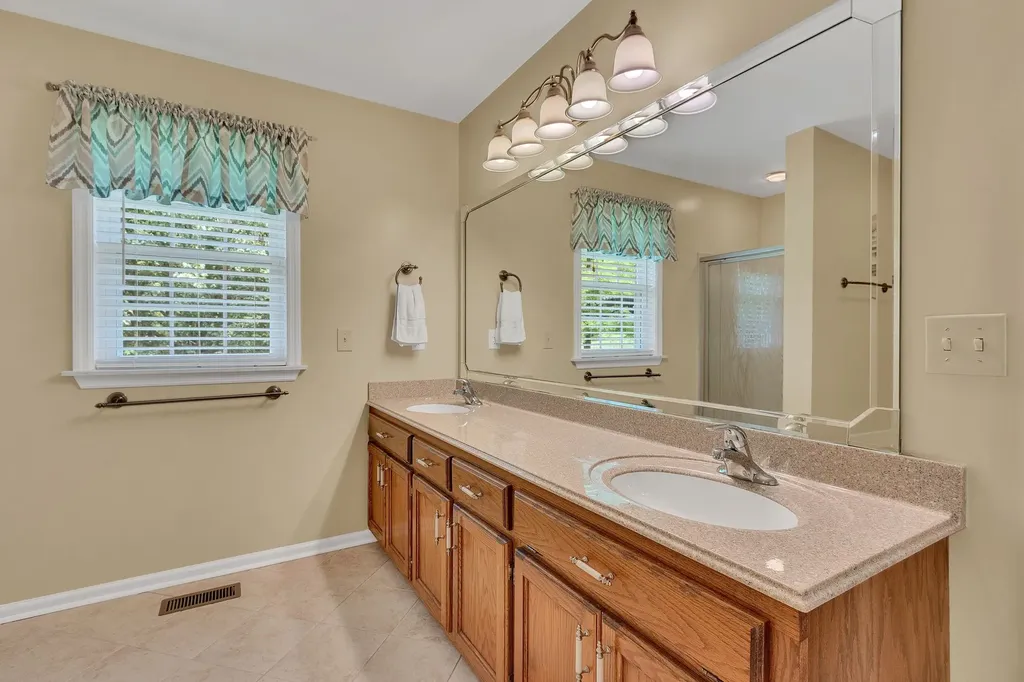 2417 Sowell Mill Pike Columbia TN 38401