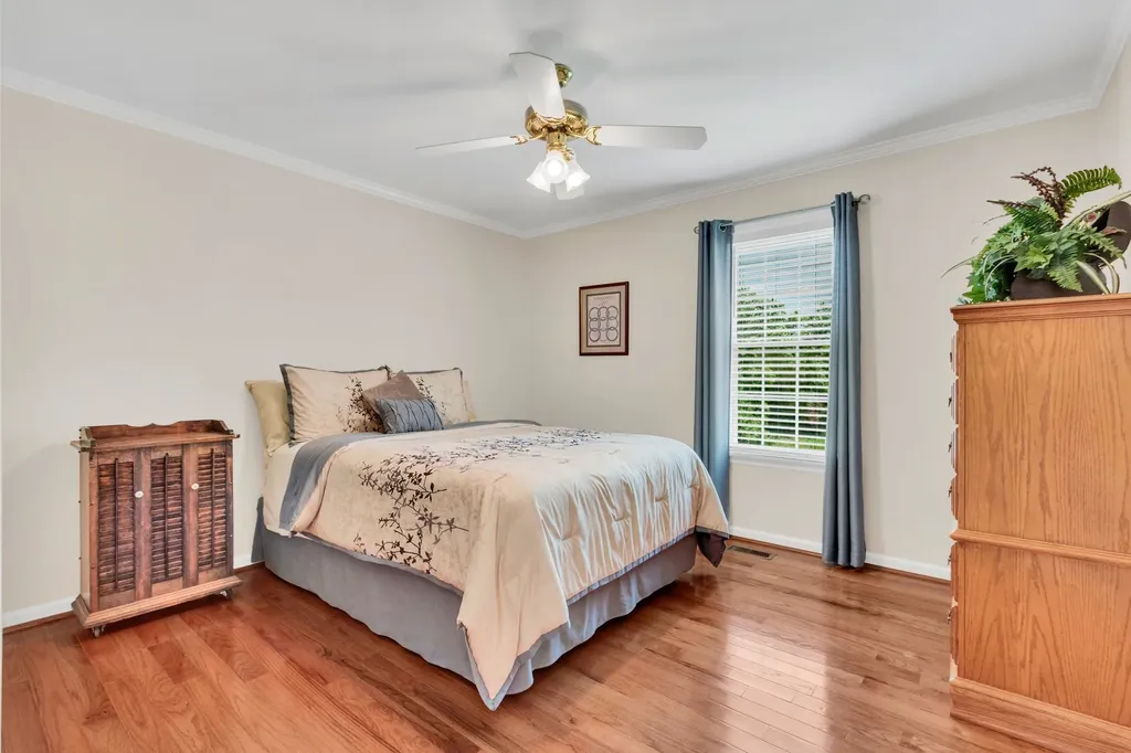 2417 Sowell Mill Pike Columbia TN 38401