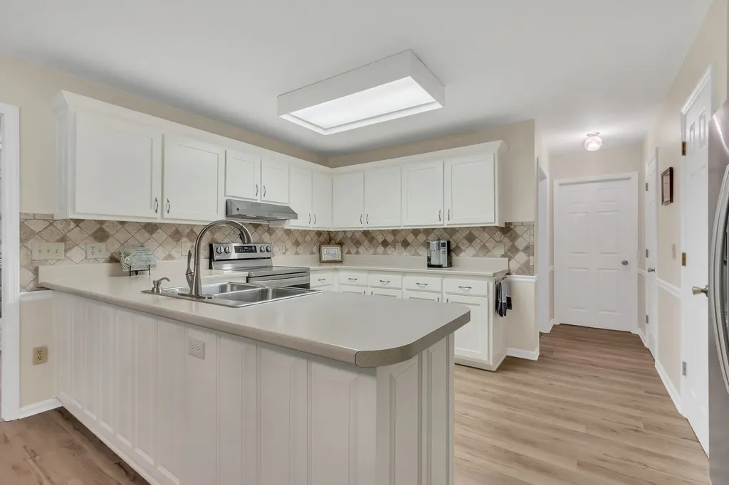 2417 Sowell Mill Pike Columbia TN 38401