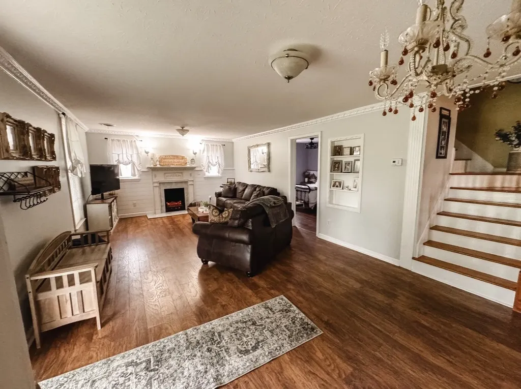 1100 Harve Brown Road Bethpage TN 37022