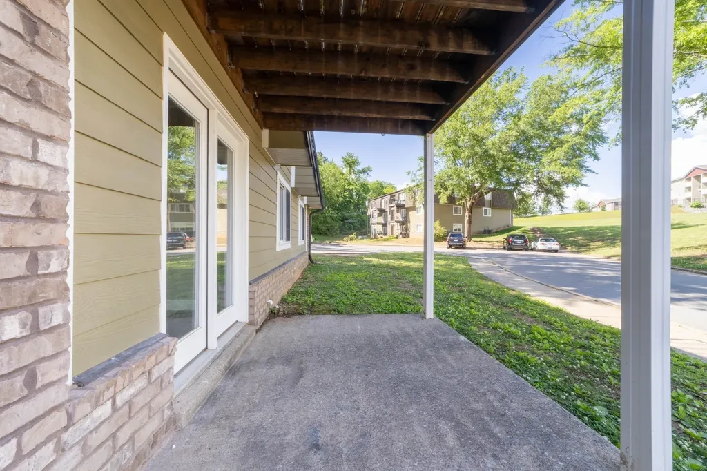 311 Hawkins Road Clarksville TN 37040