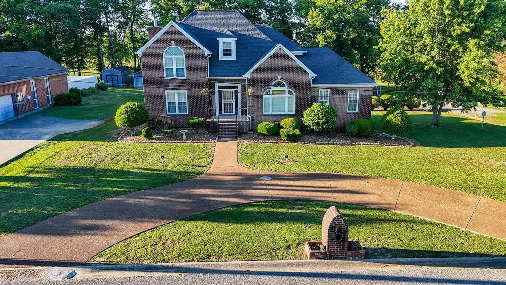 215 Northwood Avenue Shelbyville TN 37160