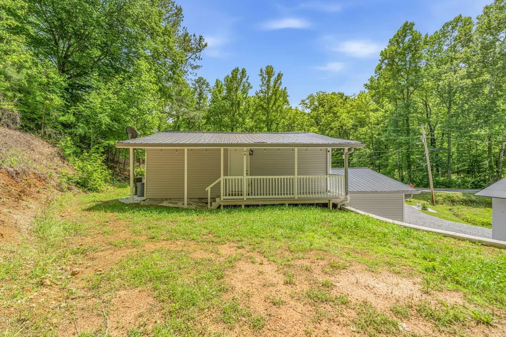 825 County Road 82 Athens TN 37303