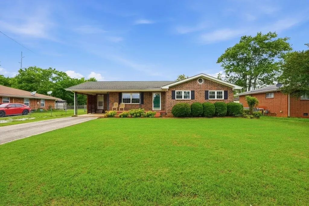238 12th Avenue Dayton TN 37321
