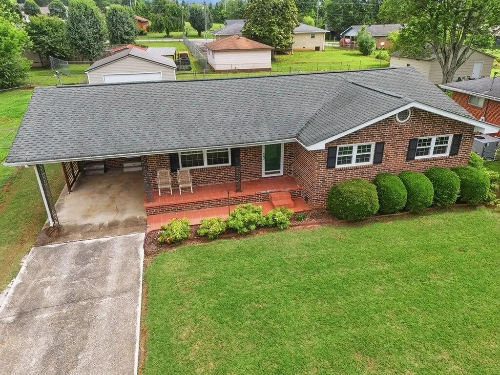 238 12th Avenue Dayton TN 37321