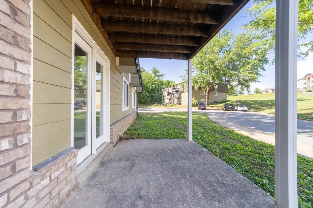 311 Hawkins Road Clarksville TN 37040