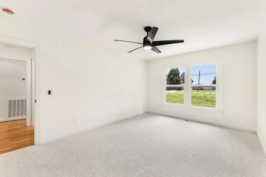 1208 Newmans Trail Hendersonville TN 37075