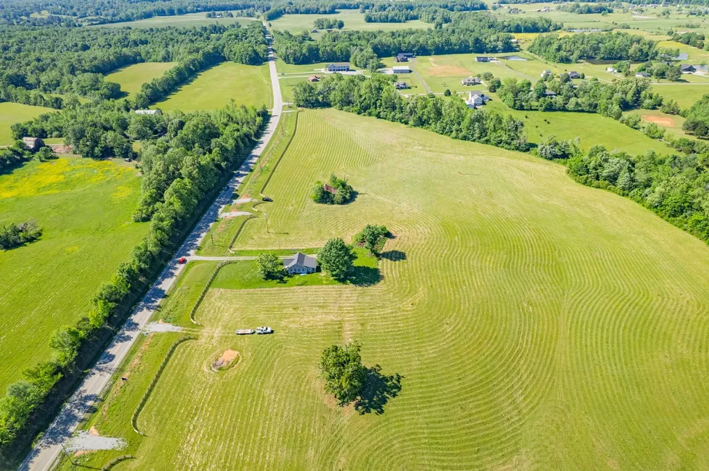 3855 Sylvia Road Dickson TN 37055