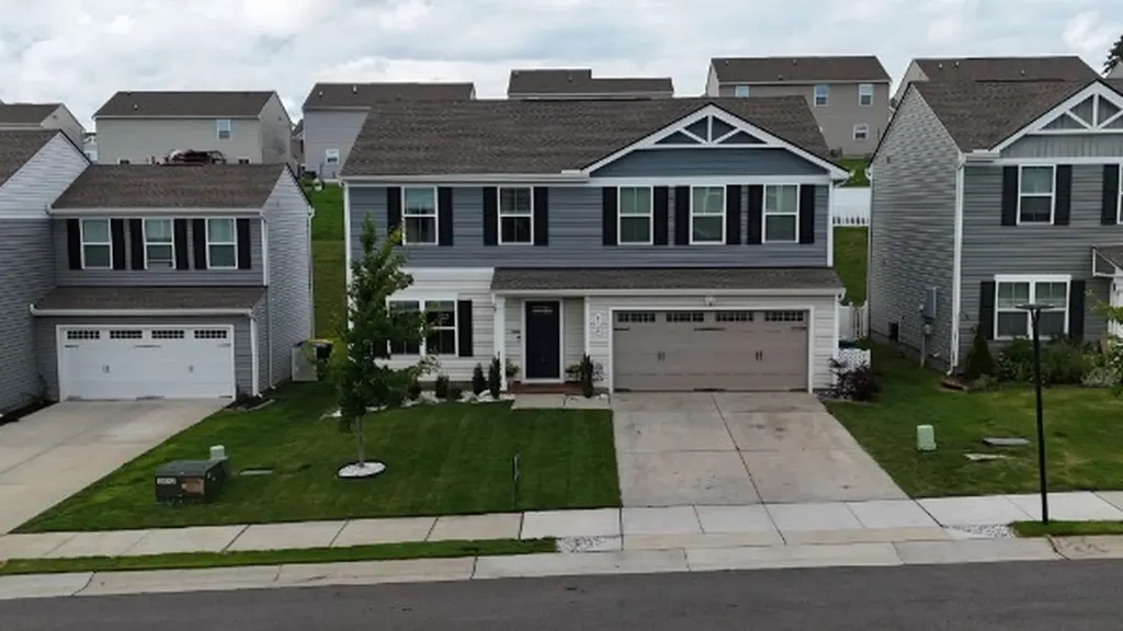 4124 S Downs Circle White House TN 37188