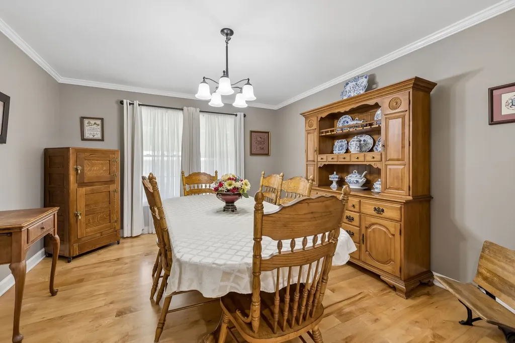 1421 Oakmont Circle Centerville TN 37033