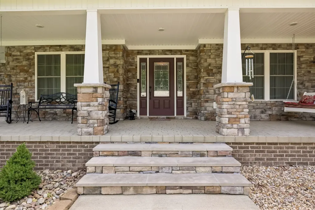 1421 Oakmont Circle Centerville TN 37033
