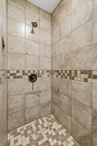 1421 Oakmont Circle Centerville TN 37033