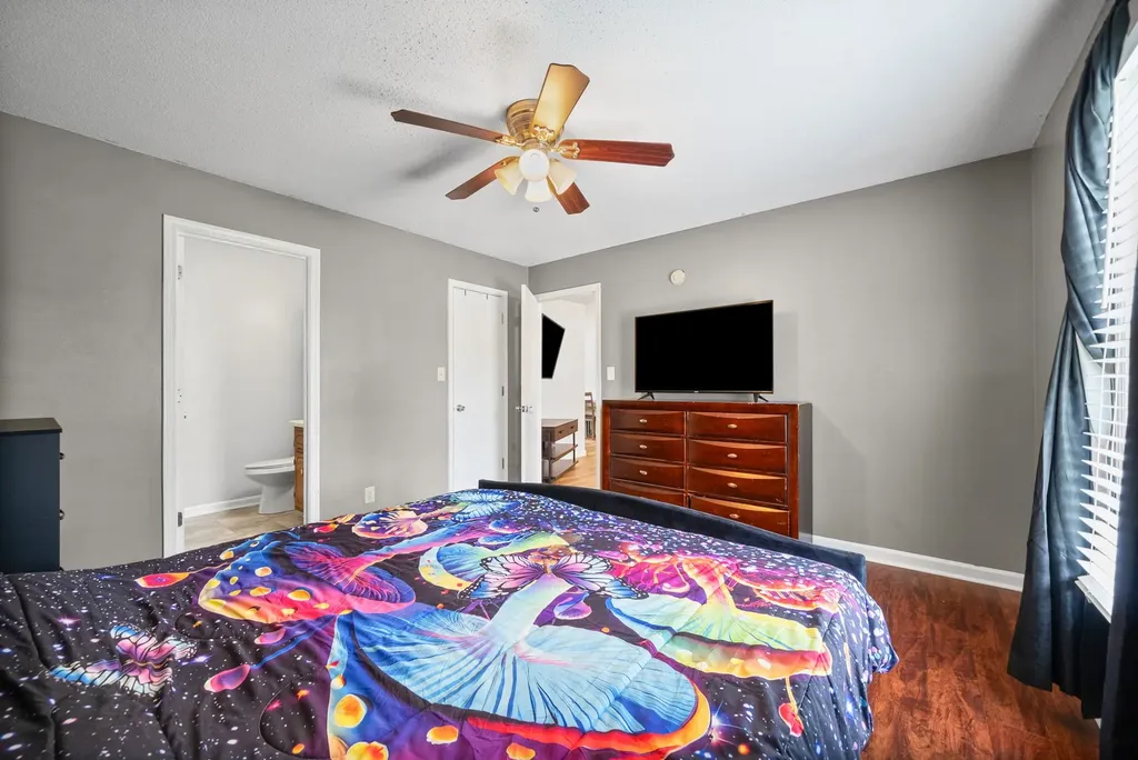 984 Long Beech Drive Clarksville TN 37042