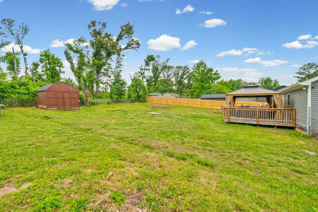 984 Long Beech Drive Clarksville TN 37042