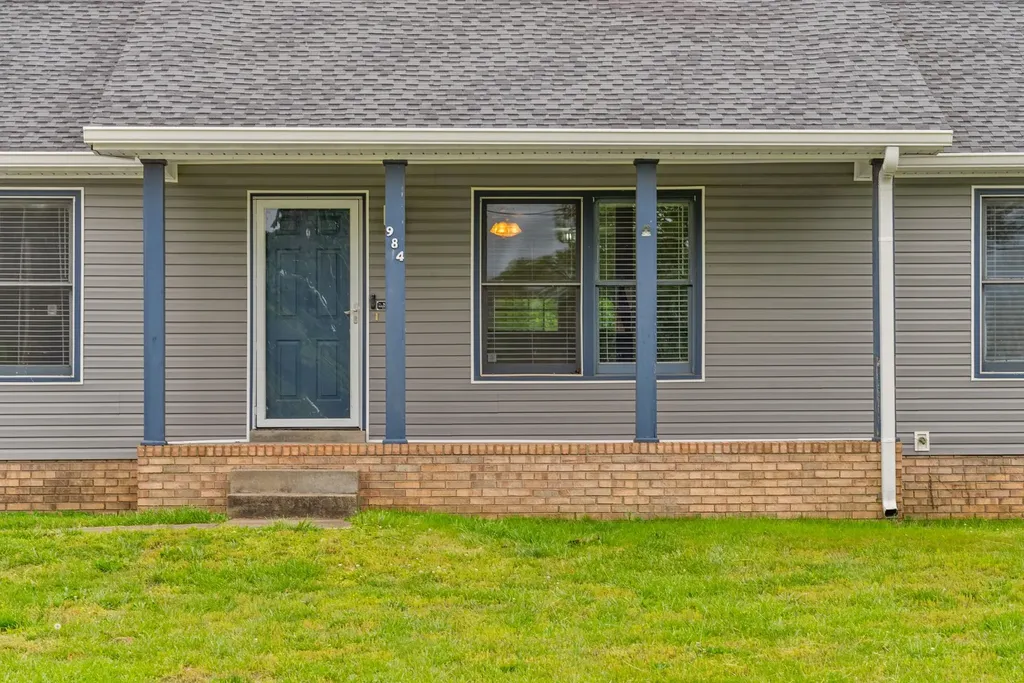 984 Long Beech Drive Clarksville TN 37042