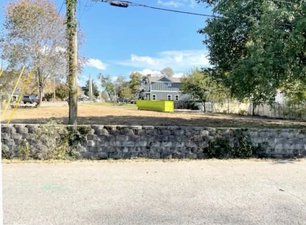 1645 Chase Street Nashville TN 37216