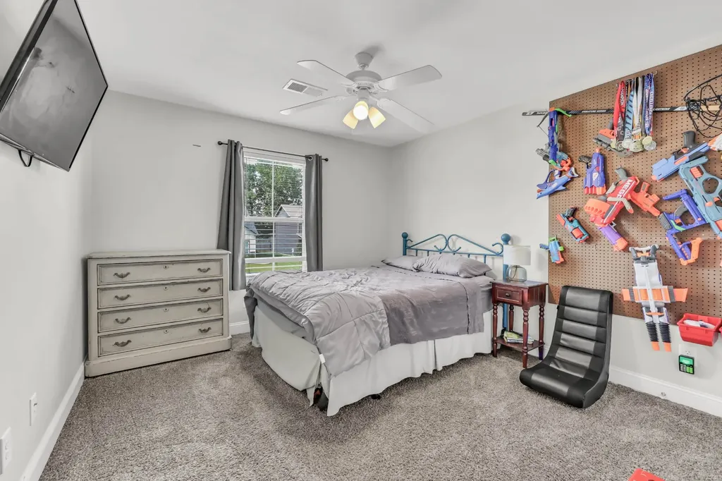323 Crusaw Drive Clarksville TN 37043