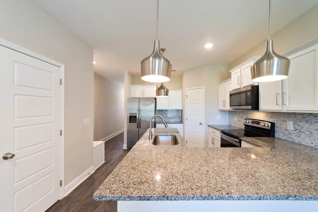 208 Drayton Drive Clarksville TN 37042