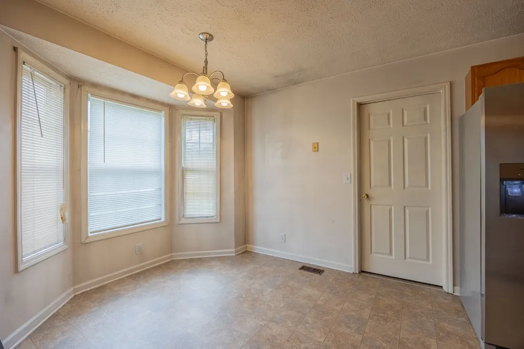 1881 Timberline Way Clarksville TN 37042