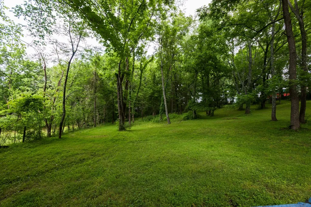 266 Denny Road Clarksville TN 37043