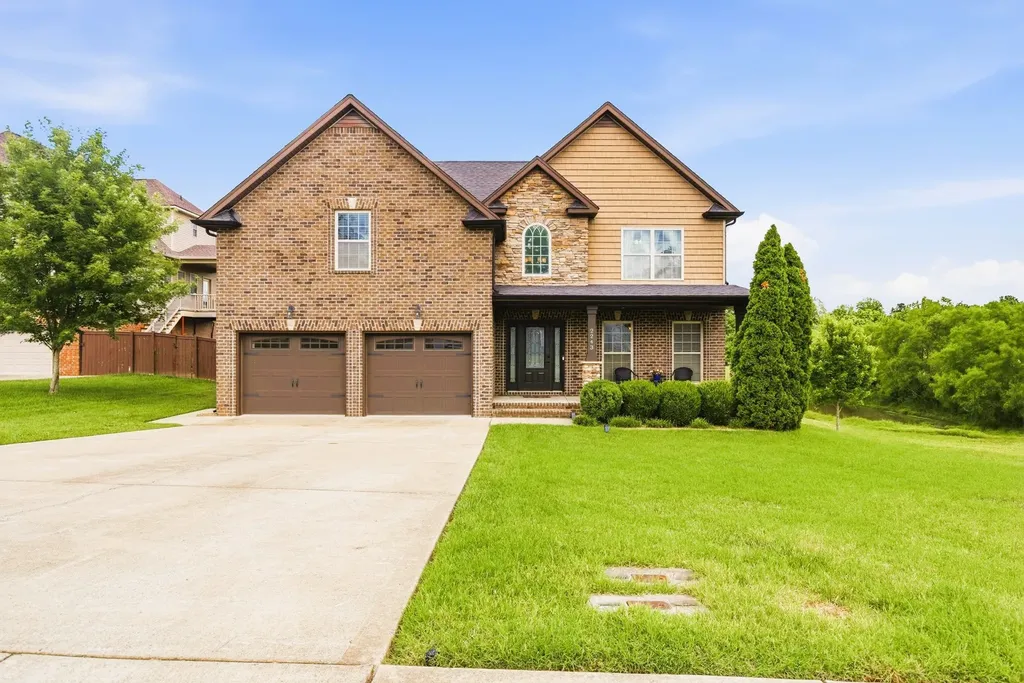 2243 Ellington Gait Drive Clarksville TN 37043
