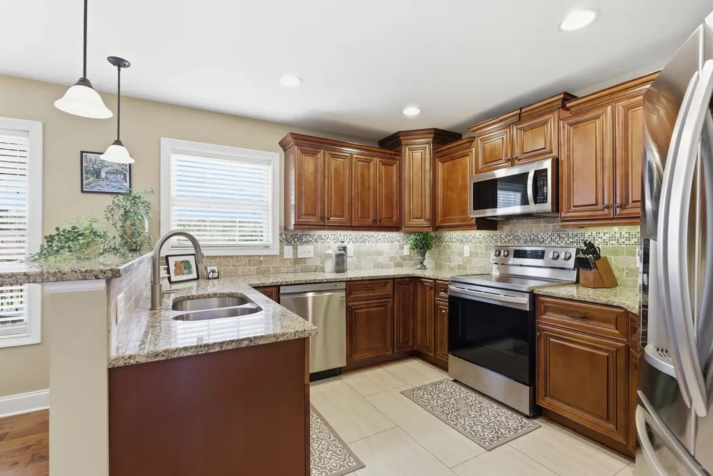 2243 Ellington Gait Drive Clarksville TN 37043