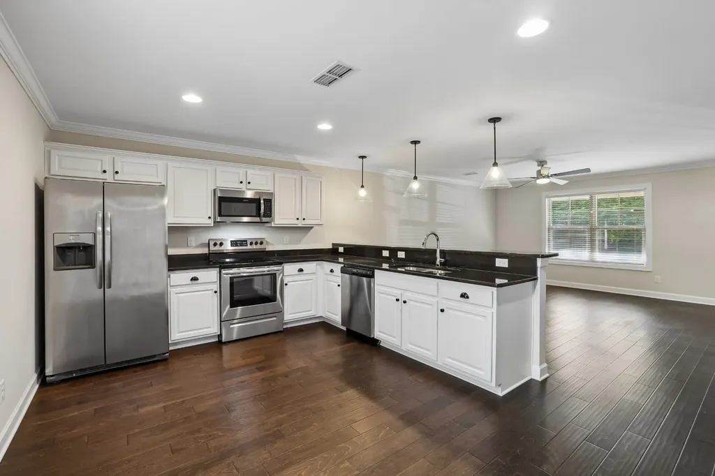 2506 E Main Street Murfreesboro TN 37127
