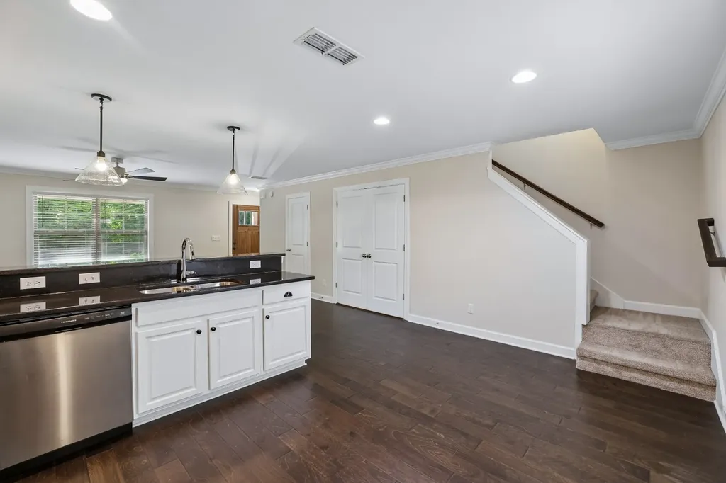 2506 E Main Street Murfreesboro TN 37127