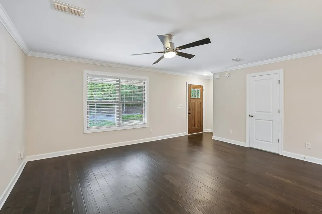2506 E Main Street Murfreesboro TN 37127