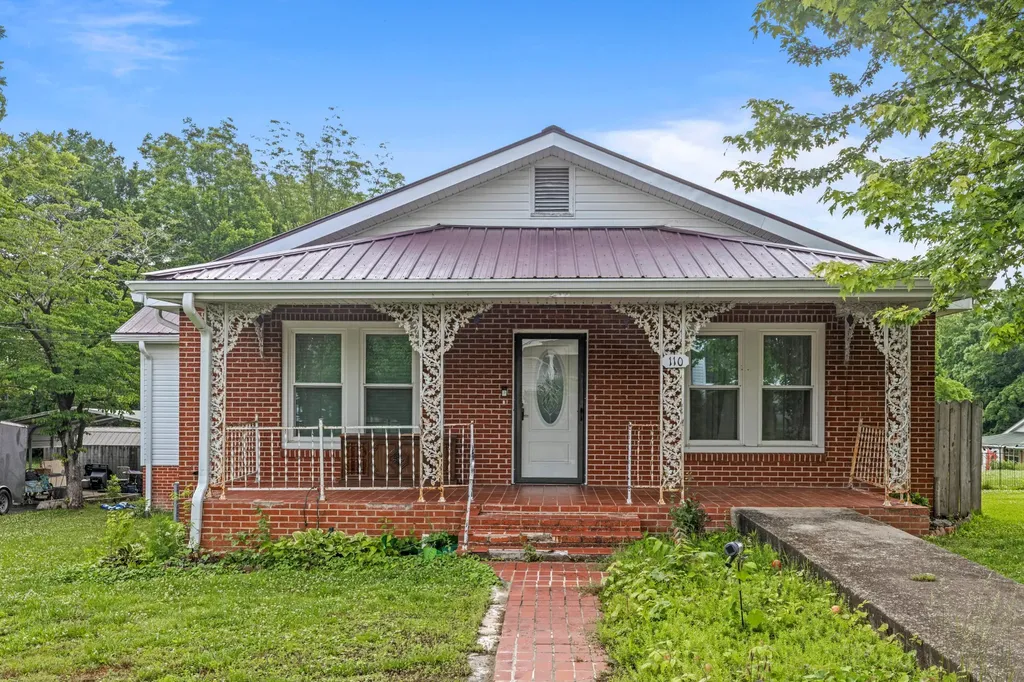110 Wheeler Avenue Pikeville TN 37367